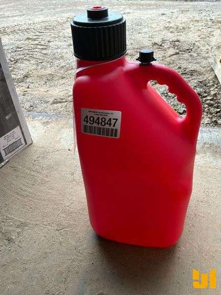 UNUSED 5.5 GAL MULTI-PURPOSE UTILITY JUG