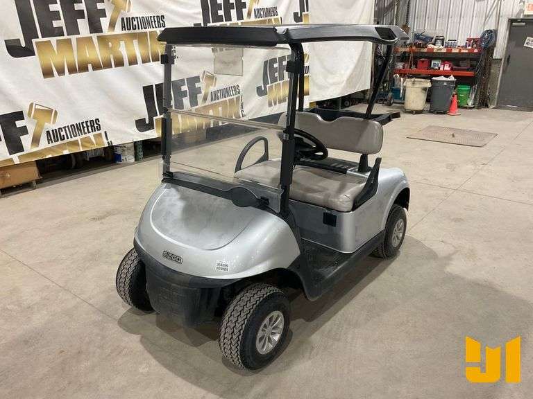 2021 EZ GO RXV EX1 EFI SN: 5609230