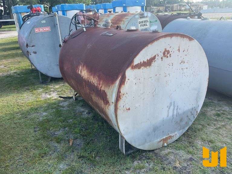 FUEL  TANK