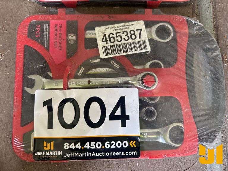 UNUSED 7 PC RATCHET WRENCH SET
