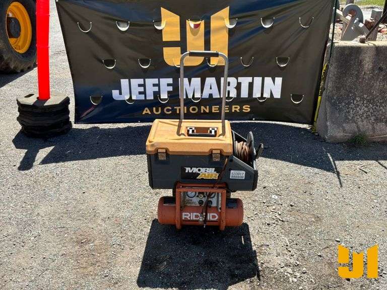 RIGID PORTABLE AIR COMPRESSOR