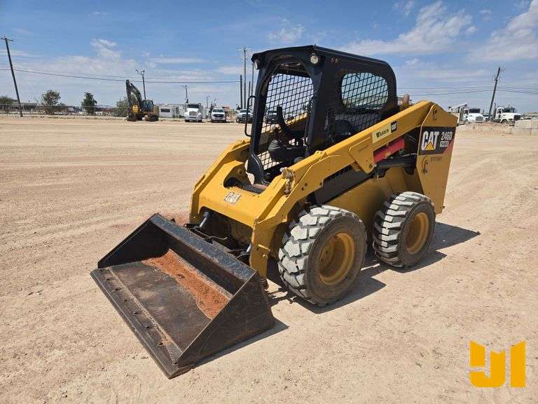 2014 CATERPILLAR 246D SKID STEER LOADER SN: CAT0246DLBYF01089
