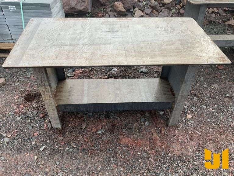 UNUSED 30"X57" WELDING BENCH