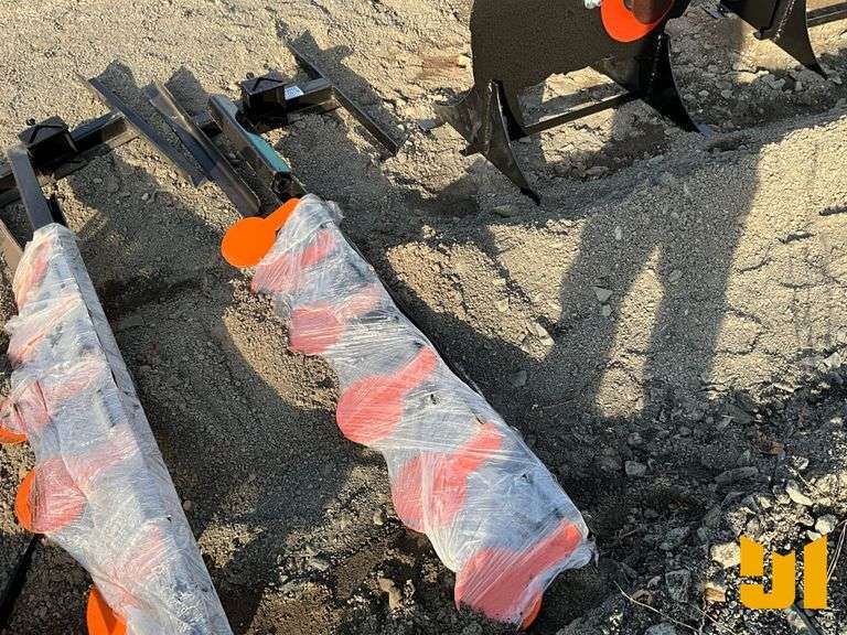 UNUSED KC .22 CAL DUELING TREE SHOOTING TARGET