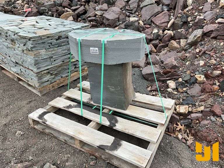 PALLET OF PENNSYLVANIA BLUE STONE