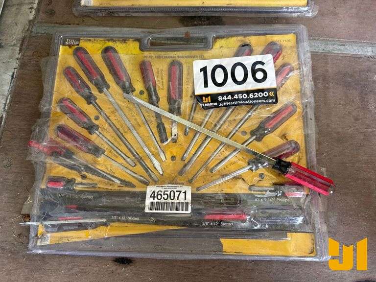 UNUSED 20PC PROFFESSIONAL SERIES TYPE SCREWDRIVER SET