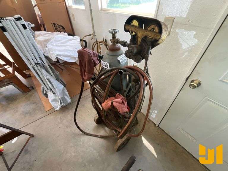 OXY-ACETYLENE TORCH CART & TANKS