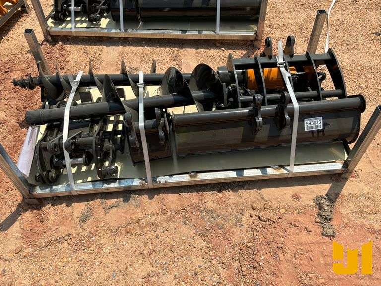 200MM BUCKET, QUICK HITCH, 800MM BUCKET, GRABBER, 20CM AUGER, 30CM