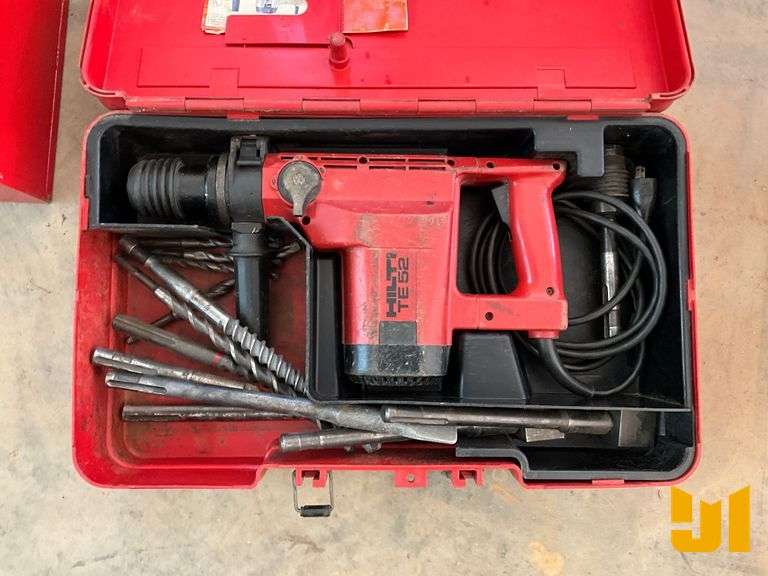 HILTI TE52 HEAVY DUTY HAMMER DRILL