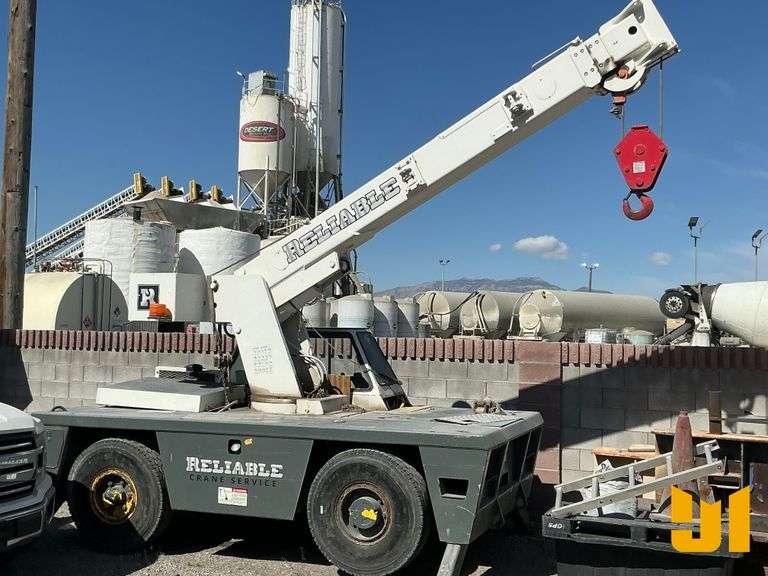 2007 BRODERSON IC-80-3G 9 TON CARRY DECK CRANE SN: 583100