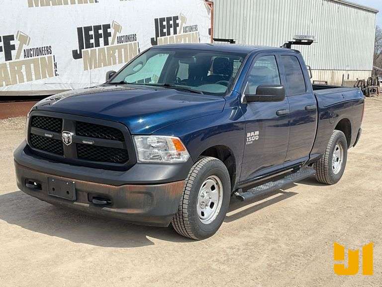 2020 DODGE 1500 CLASSIC CREW CAB 4X4 PICKUP VIN: 1C6RR7FG8LS153834