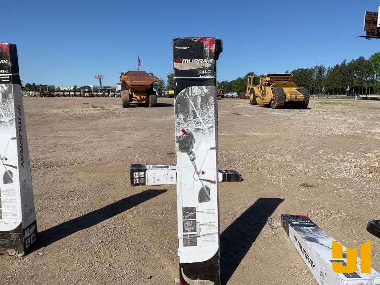 MURRAY M43-X HAND-HELD BRUSH CUTTER SN: 416702265