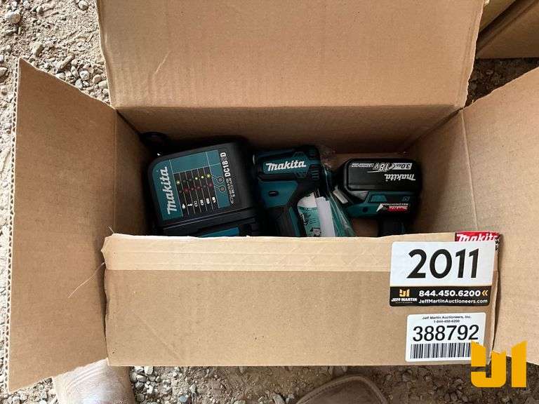MAKITA XT281S