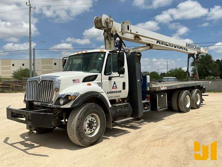 2011 MANITEX 26101 MOUNTED ON 2011 INTERNATIONAL SF525 WORKHORSE