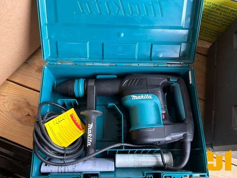 MAKITA HM0870C