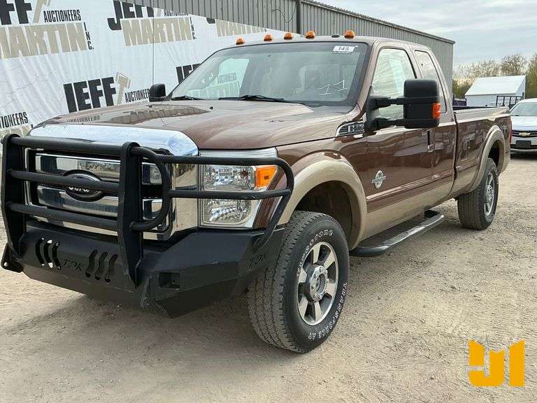 2011 FORD F-250 LARIAT EXTENDED CAB 4X4 PICKUP VIN: 1FT7X2BT3BEB31975