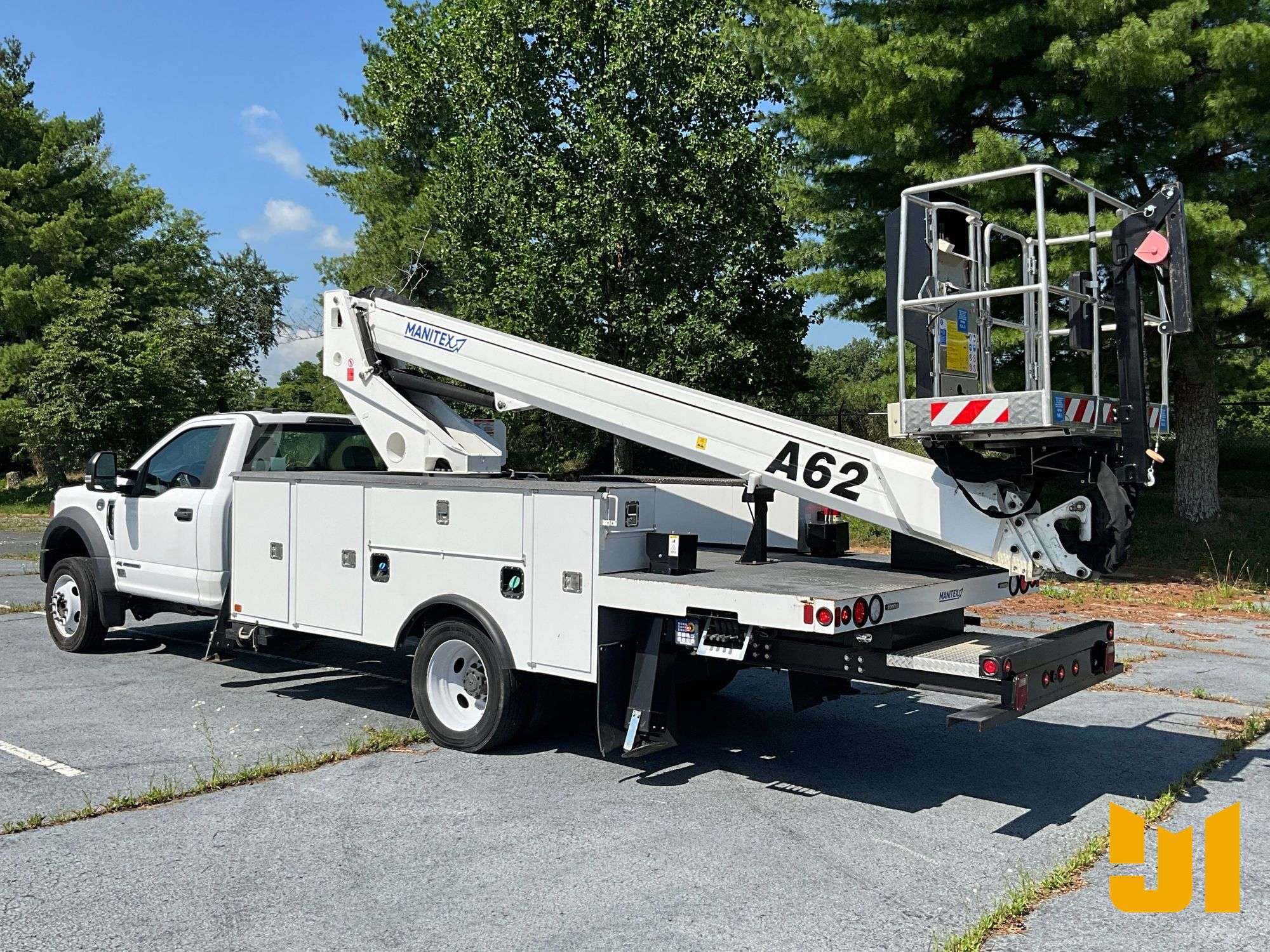 MANITEX A62 BASKET 2022 FORD F-550 XL TELESCOPIC BUCKET TRUCK VIN