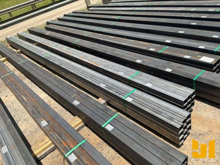 UNUSED QTY OF (9) PCS OF 13 GAUGE WALL 3''X3'' STEEL TUBE