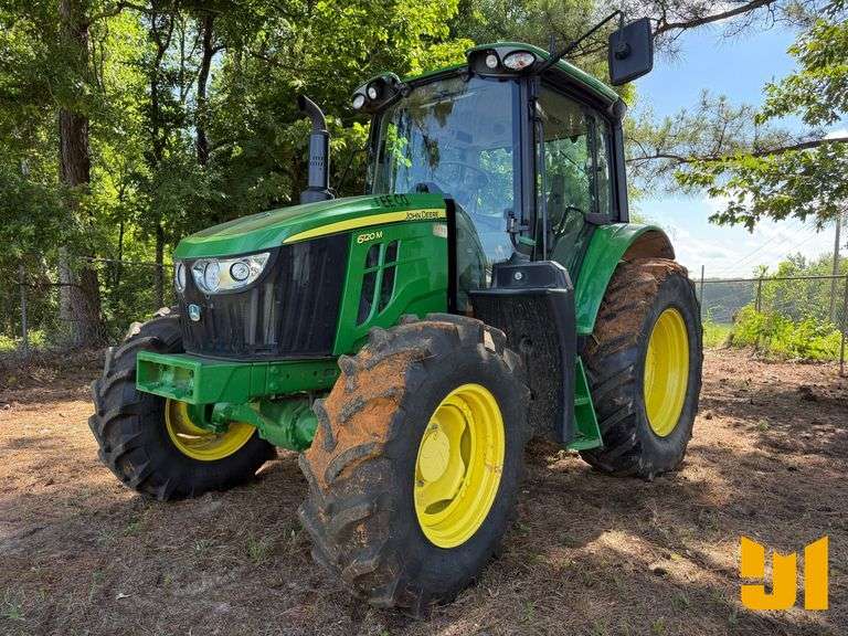 2020 JOHN DEERE 6120M 4X4 TRACTOR SN: 957413