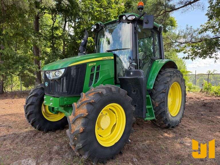 2020 JOHN DEERE 6120M 4X4 TRACTOR SN: 956877