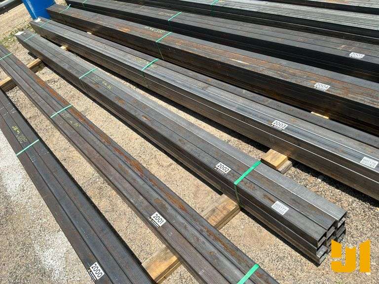 UNUSED QTY OF (9) PCS OF 13 GAUGE WALL 3''X3'' STEEL TUBE