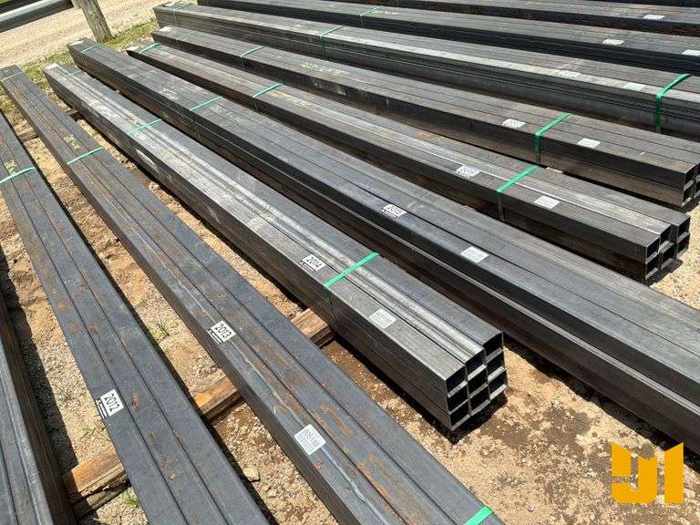 UNUSED QTY OF (9) PCS OF 13 GAUGE WALL 3''X3'' STEEL TUBE