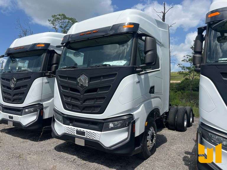 2023 NIKOLA  TRE TANDEM AXLE DAY CAB TRUCK TRACTOR VIN: 1N9APB1A2P2393226