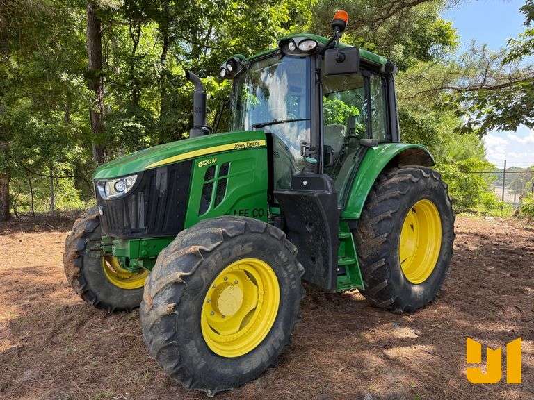 2020 JOHN DEERE 6120M 4X4 TRACTOR SN: 957228