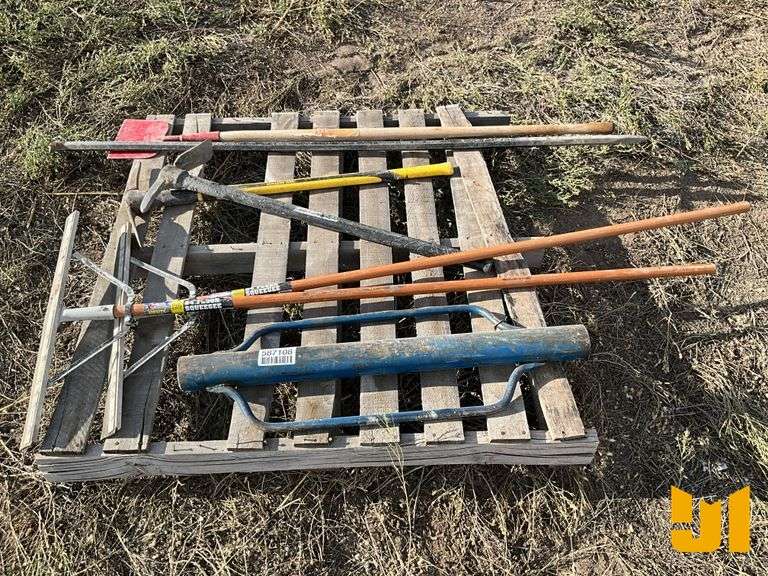 PALLET OF HAND TOOLS, INCLUDES: POST DRIVER, FLOOR SQUEEGEES, PICK