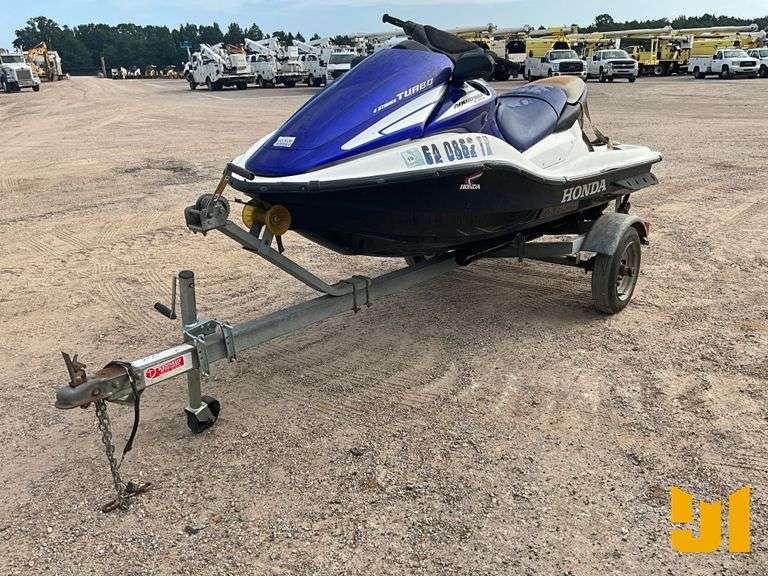 2005 HONDA AQUATRAX F-12X JET SKI VIN US-HPSA0810K405