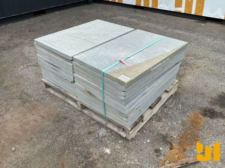 PALLET OF PENNSYLVANIA BLUE STONE PAVERS 36”X24”X2”