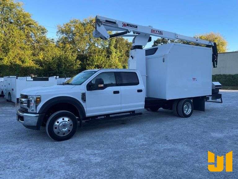 2019 FORD F-550 OVER-CENTER BUCKET TRUCK VIN: 1FD0W5GY4KEG10539