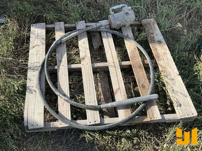 DENVER CONCRETE ELECTRIC CONCRETE VIBRATOR