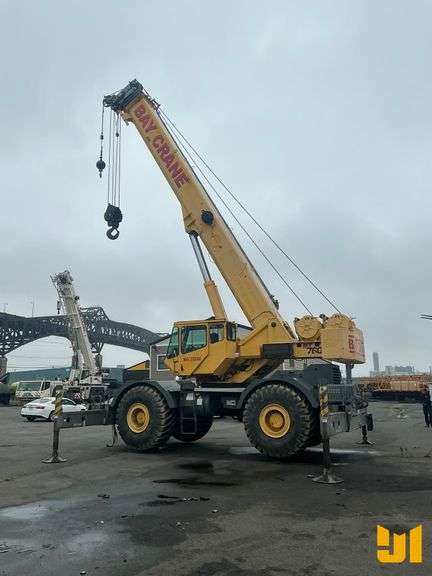 2000 GROVE RT760E ROUGH TERRAIN CRANE SN: 221777