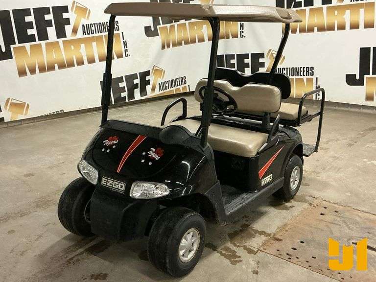 2012 EZ GO RXV SN: 5179680 4-SEATER GOLF CART