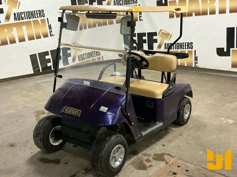 EZ GO SN: 2418558 2-SEATER GOLF CART