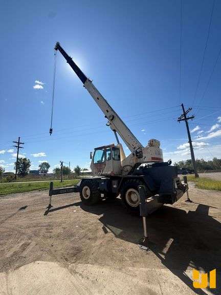 1992 LORAINE LRT 275 D ROUGH TERRAIN CRANE