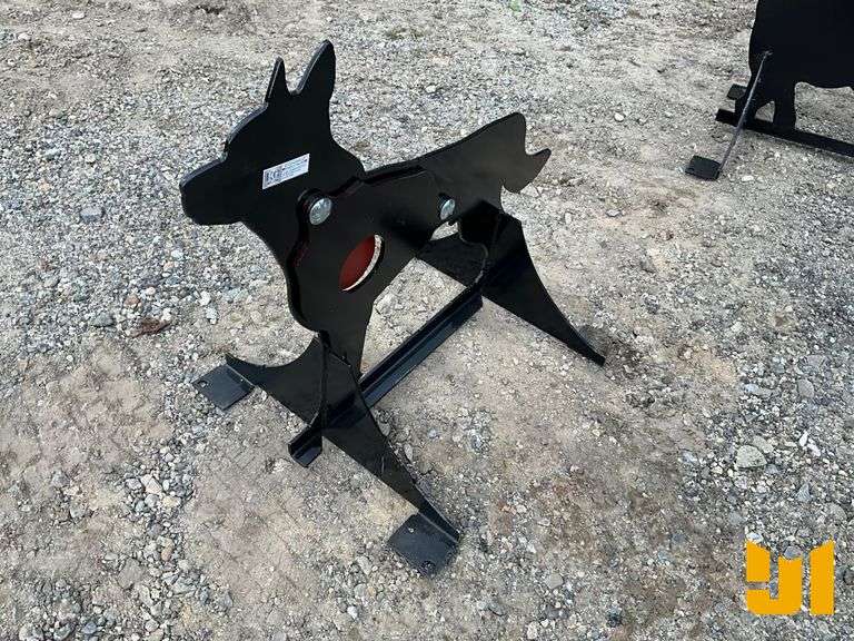 3/8" AR500 STEEL COYOTE SHOOTING TARGET W/ HEART FLAPPER