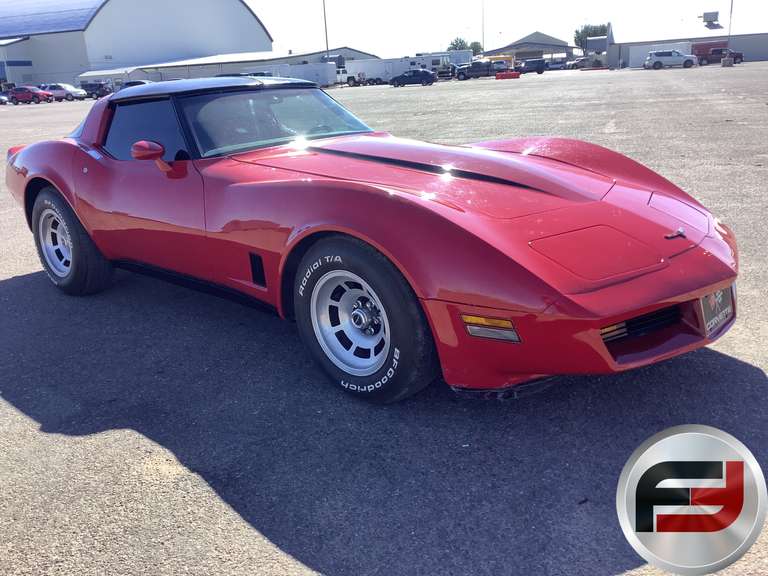 1981 CHEVROLET CORVETTE T-TOP COUPE VIN: 1G1AY8769BS412584