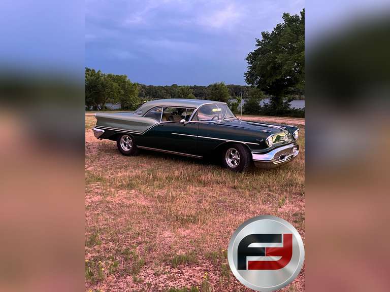 1957 OLDSMOBILE SUPER 88 VIN: 577C10948