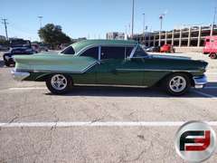 1957 OLDSMOBILE SUPER 88 VIN: 577C10948