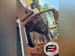 1983 JEEP CJ-8 SCRAMBLER VIN: 1JCCM88E5DT044367