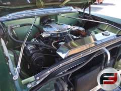 1957 OLDSMOBILE SUPER 88 VIN: 577C10948