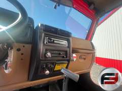 1998 JEEP WRANGLER/TJ SAHARA VIN: 1J4FY49S6WP717527