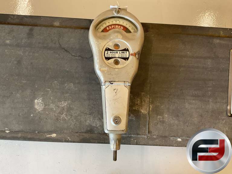 PARKING METER, PENNY & NICKLE LABLE, NO POST, NO KEY