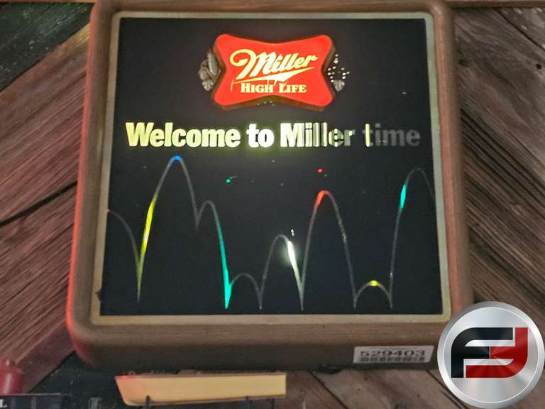 MILLER HIGH LIFE LIGHT UP SIGN, WELCOME TO MILLER TIME