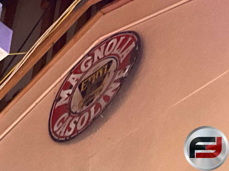 MAGNOLIA GASOLINE, 30" DIAM.