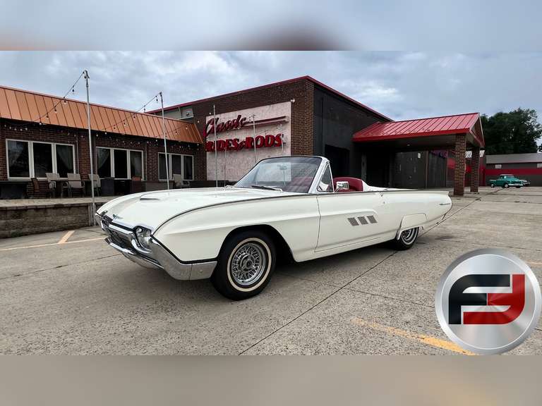 1963 FORD THUNDERBIRD RETRACTABLE CONVERTIBLE
