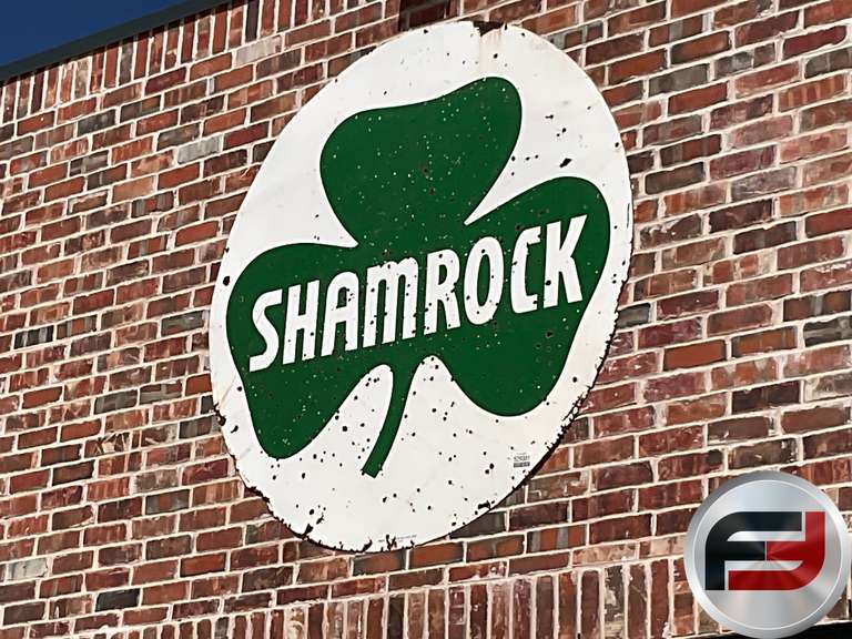 SHAMROCK OIL AND GAS PORCELAIN SIGN, 72” DIAM.