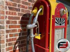 SINCLAIR ETHYL WAYNE GAS PUMP WITH GLOBE